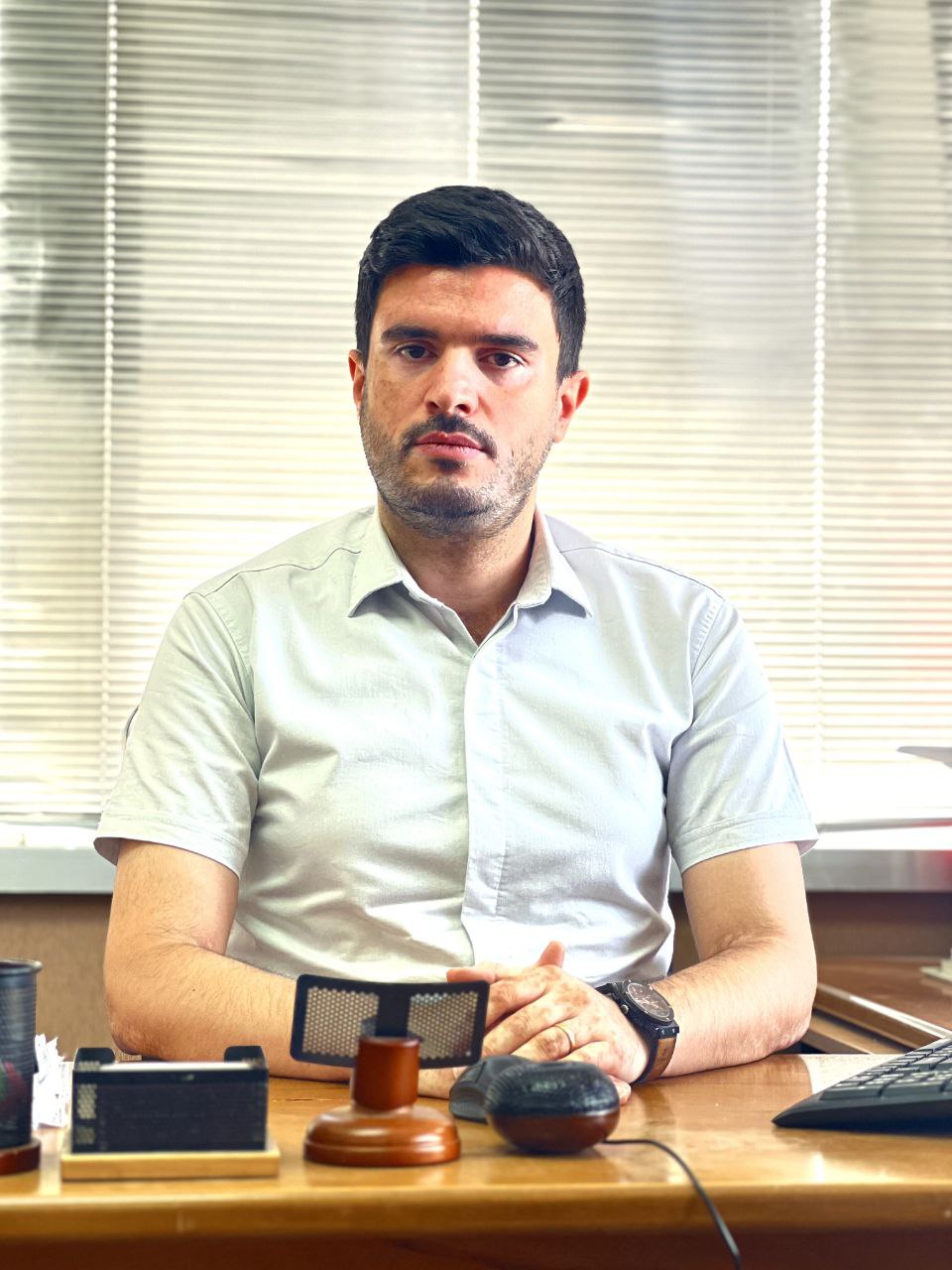 میثم ادیب خواه